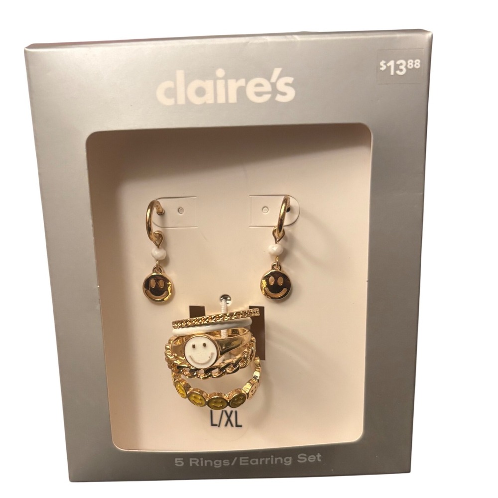 Claire's Y2K Smile Face Rings and Earrings‎ Set - Gold Tone - Size L/XL